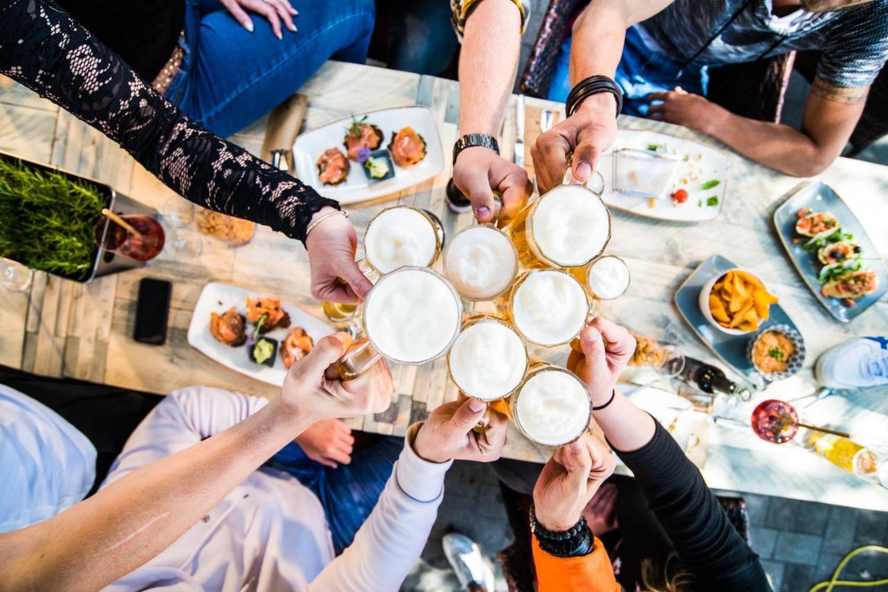 Hagen'S Hotel "Eat & Meet" Restaurant Bar Lounge هارن المظهر الخارجي الصورة